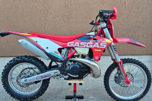 Gas Gas EC 250 (MY 2023) 8 ORE, PARI AL NUOVO