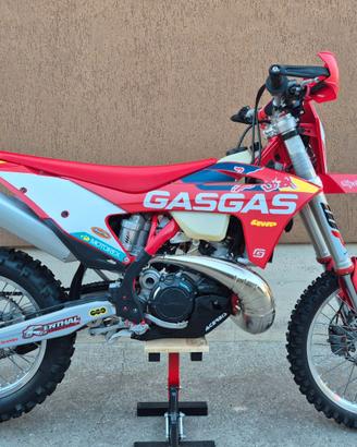 Gas Gas EC 250 (MY 2023) 8 ORE, PARI AL NUOVO