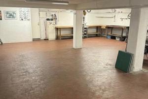 Magazzino 92m a Brescia