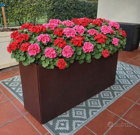 Fioriere modulari in metallo su misura da Officina