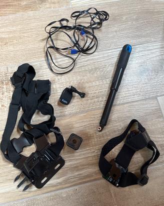 GoPro Hero Session 4 con accessori