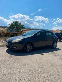 Disponibili ricambi Fiat Bravo .