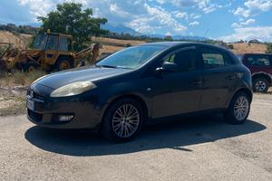 Disponibili ricambi Fiat Bravo .