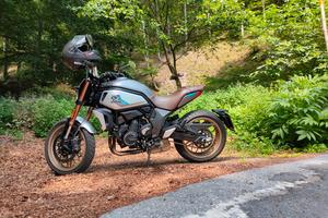 CF moto CLX700