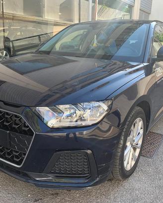 Audi A1 SPORTBACK 30 TFSI S TRONIC
