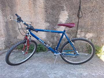 mountain bike Nuzzi