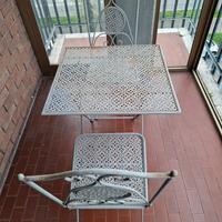 tavolino da balcone pieghevole + sedie
