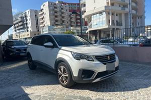 Peugeot 5008 automatica