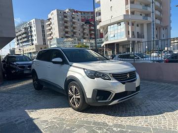 Peugeot 5008 automatica