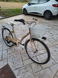 bicicletta da donna come nuova con marce color cre