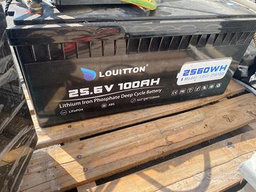 Batteria fotovoltaico LiFePO4 25,6V 100Ah BMS