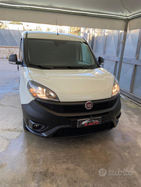 Fiat doblò 2022 1.6 90cv coibentato