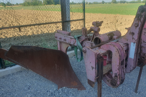 Aratro greco a sollevamento