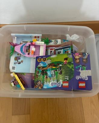 Vari pezzi Lego