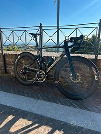 Bicicletta cannondale supersix evo 1