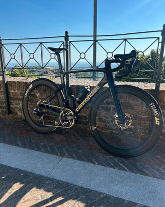 Bicicletta cannondale supersix evo 1