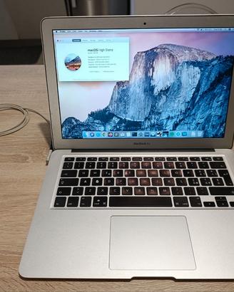 MacBook Air 13" (Mid 2011) - Intel Core i7