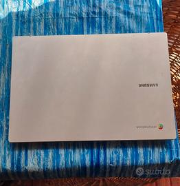 Samsung Galaxy Chromebook Go
