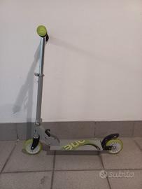 Monopattino grigio/verde FUNBEE