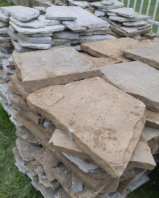 Pietre naturali per pavimenti e rivestimenti