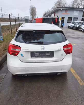 MERCEDES-BENZ Classe A (W176) DEL 2015 PER RICAMBI