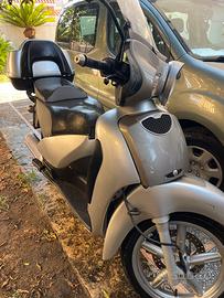 Aprilia Scarabeo 200GT