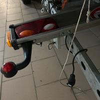 Carrello rimorchio trasporto imbarcazioni
