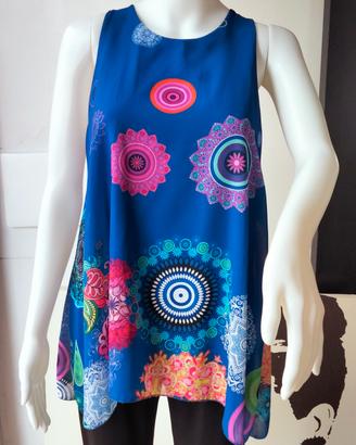 Blusa estiva blu con disegni mandala 