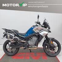 CFMOTO 800MT Km 0 + 1.000 euro di benefici