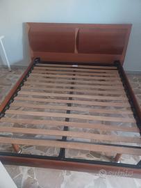 Letto matrimoniale completo di rete ortopedica nuo