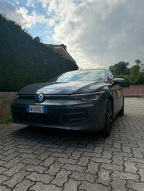 Volkswagen Golf 8.5 2.0 TDI DSG