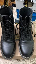 Scarpe DR Martens 43 - usate 2 volte