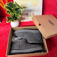Stivaletti da donna UGG Mini grigio EU 38