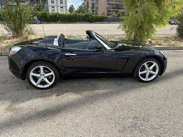 Opel GT 2.0 turbo cv264 cabrio