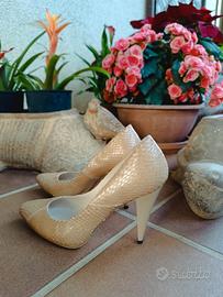 decollete pelle serpente beige tacco 10 marca