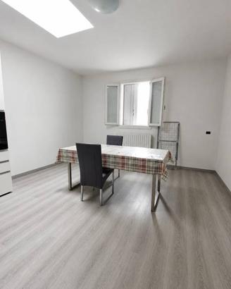 Appartamento di 70 m² con 3 locali e posto auto a 