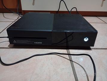 Xbox One 500GB con cavi