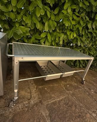 Portatv alluminio di design marca Ycami