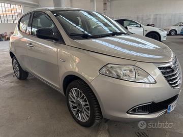 Lancia Ypsilon 0.9 TwinAir 85 CV 5 porte Metano Ec