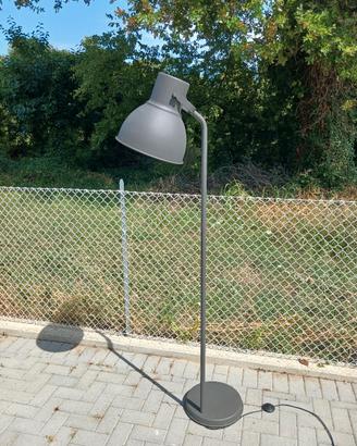 Lampada da terra IKEA HEKTAR