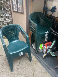 Sedie verdi da giardino