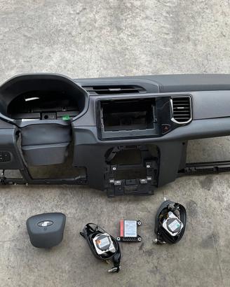 J68-3658010BC KIT AIRBAG DR 4.0 1.5 B GPL 114KW SQ