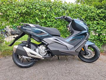 PROMO KL BRERA 300cc BLU MOT. PIAGGIO LC