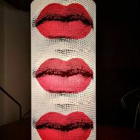 Lampada Fornasetti Bacio - design vintage anni ‘90