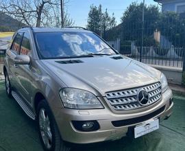 MERCEDES ML 4.0 CDI*LED*XENO*PELLE*TETTO*