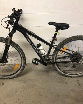 Montain bike cannondale trai 5 donna xs