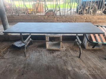 Tavolo ferro battuto