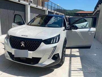 Peugeot 2008 GT Line - Cambio automatico