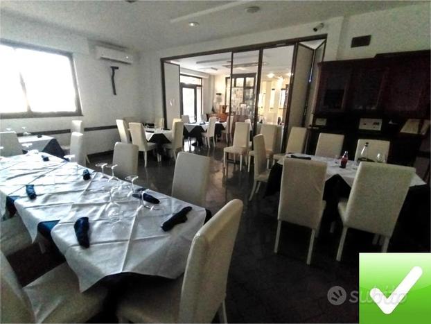 Locale Commerciale Santa Caterina 240 Mq