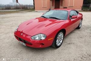 Jaguar XKR 1 serie